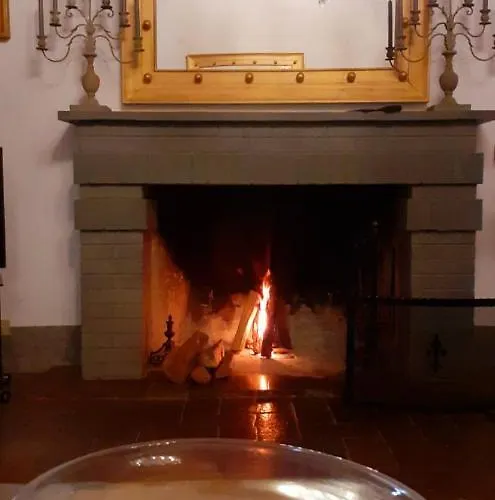 Πανσιόν Vistarenni Villa (Siena)