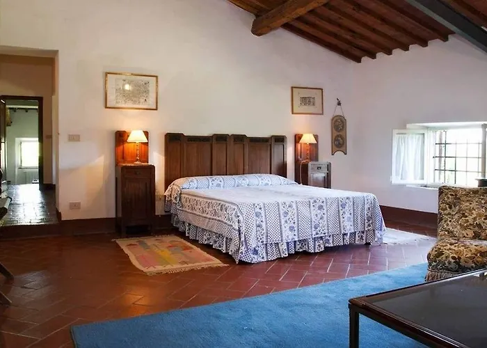 Vistarenni Villa (Siena)